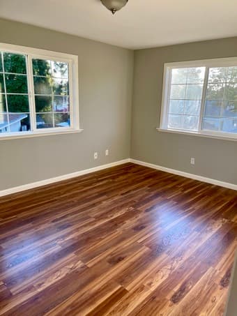 Furnished 2 Bed/ 1 private attached bathroom @ Menlo-available 2/16/23 1
