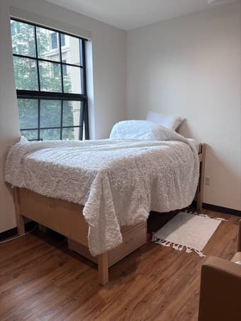 EVGR D Sublet March 13 to April 5 1