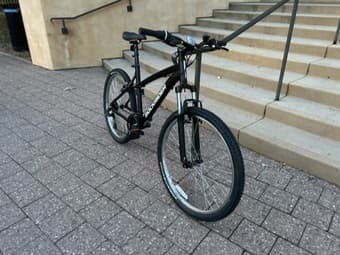 Almost new bike to sell, Rockrider ST50, Size 26“ + ULock Kryptonite 2