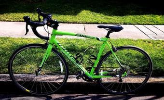 Specialized Allez Sport Bike Green and a Krytonite lock 1