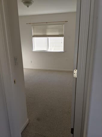 3 bedrooms with 1.5 bath available in Palo Alto 3