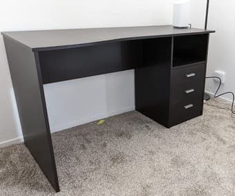 Computer desk with multiple drawers 2