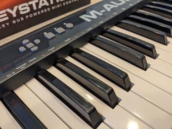 M-Audio Keystation 61 and SP-2 Sustain Pedal 3