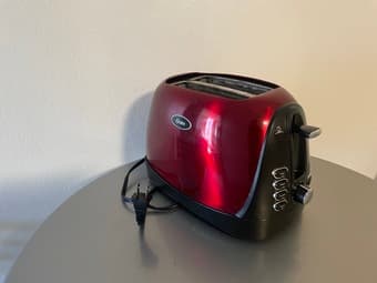 Bread/bagel Toaster 1