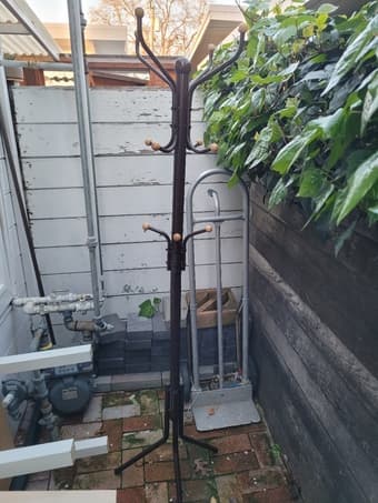 coat rack 1