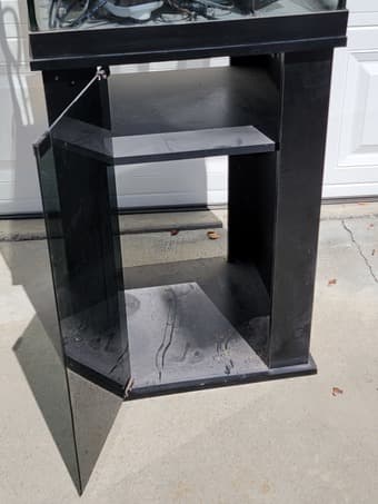 27 Gallon Fish Tank + Accessories 3