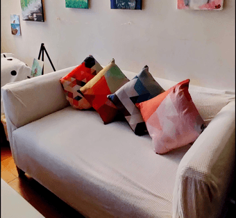 Couch with 3 couch covers 2