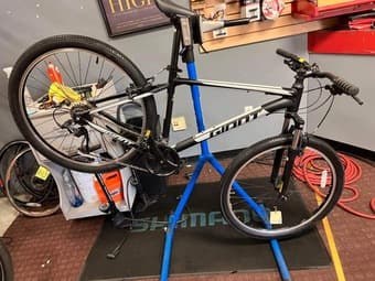 GIANT Mountain bike M 1