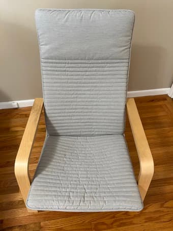 Moving Sale - Furnitures / Bed / Table & Chairs 3