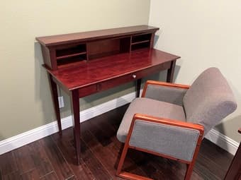 Desk with Hutch 2