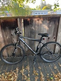 Trek 4300 Mountain Bike 2