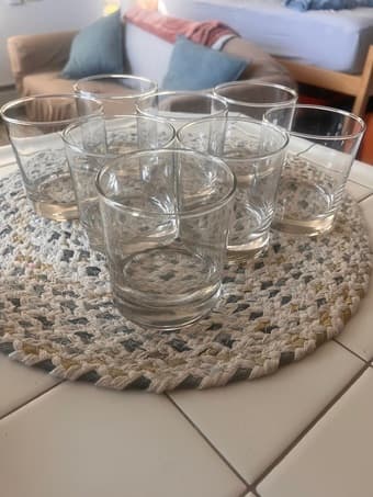 Set of 8 Drinking Glasses 1