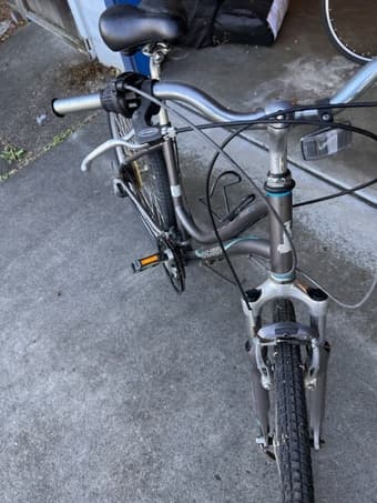 Raleigh Venture 3.0 Small Bike 2