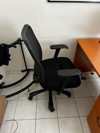 Black Office Chair 3