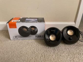 CREATIVE speakers 1