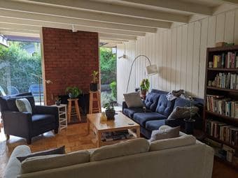 1ba/br available in Palo Alto home 3