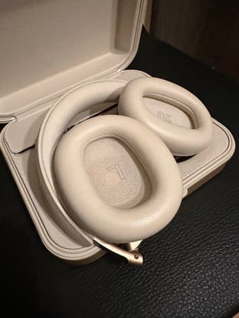 B&O H95 HighEnd Headphone (Like new condition) 1