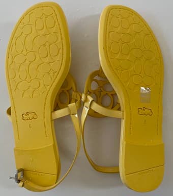 Coach women sandals, unworn, yellow, original 99$ 2