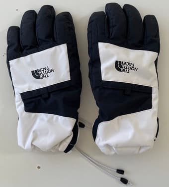 women Ski goggles (Outdoor Masters) + gloves (North Face) 1