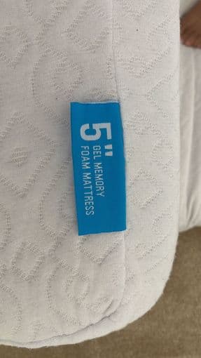 LUCID Brand: Full Size 5 Gel Memory Foam Mattress Almost new 1