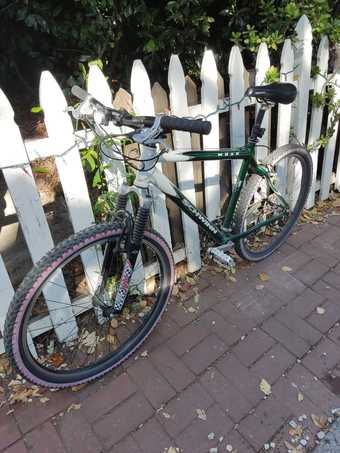 Schwinn bike - 24 gears (Shimano) - excellent condition - $250 1