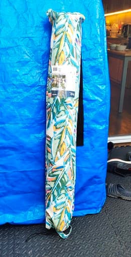 Like new  Style Selections 7.5ft umbrella 1