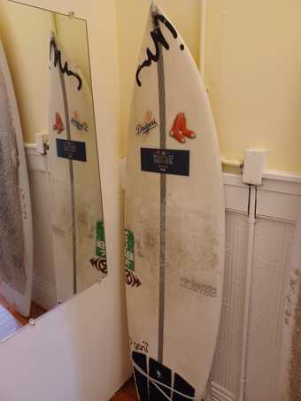 5'9 Used Surfboard 2