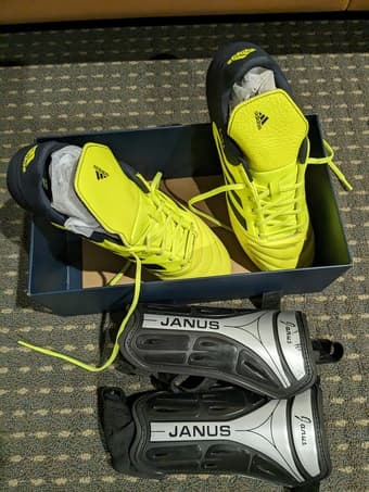 Selling occer Adidas cleats, shields and ball 1