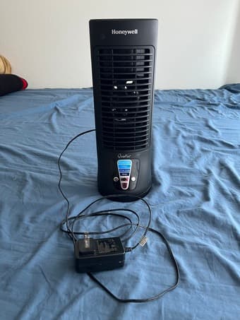 Honeywell QuietSet Personal Table Fan 2