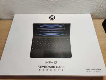 UNOPENED iPad Pro 12.9 inch 6th Gen with Keyboard and Mouse Pad 3