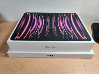 UNOPENED iPad Pro 12.9 inch 6th Gen with Keyboard and Mouse Pad 1