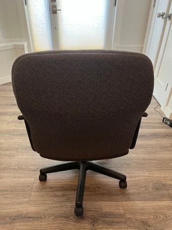 Large Comfortable Desk Chair 1