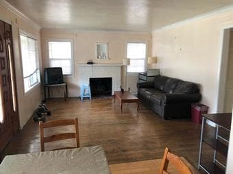 $1000 private furnished room in 3br/1BA Menlo Park for rent from 10/20 1