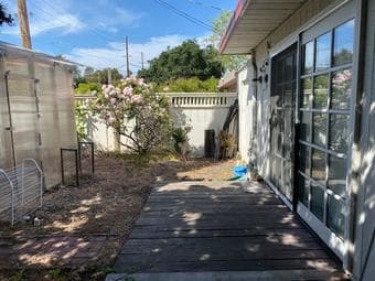 $1488 Private small Studio in Palo Alto for rent now 1