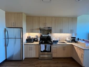EVGR B Premium studio sublet from Dec 8th to Jan 7th 2
