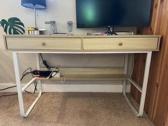 Desk 3