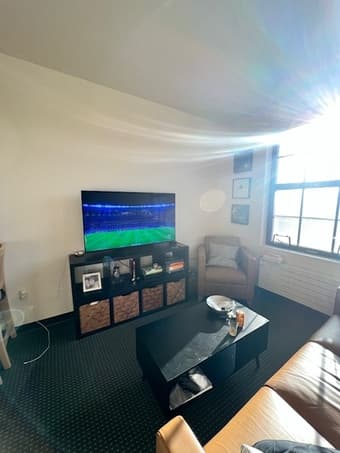 EVGR B Premium studio sublet from Dec 8th to Jan 7th 1