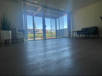 Stanford - 1b1b in a 2b2b apartment - available now 3