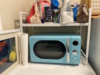 Kitchen above-microwave shelf 1