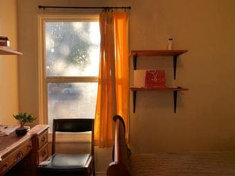 A furnished room is available for renting from Dec.4th, 2023 3
