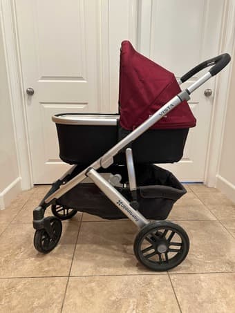 UPPAbaby Vista stroller (v1 model) with toddler + bassinet attachments 1