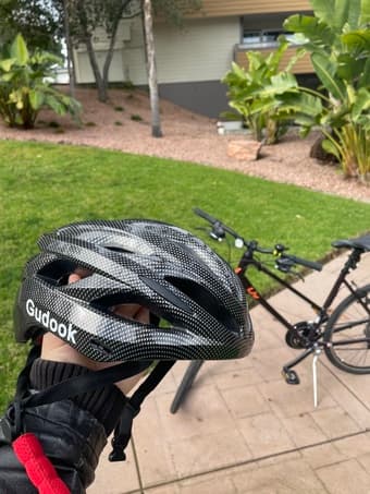 Hybrid bike (Giant with Shimano groupset -- light and comfortable) 2
