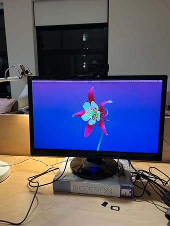 Monitor 22'' 1