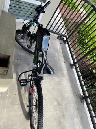 trek mountain bike + u-lock + cell phone mount + bike light + helmet 1