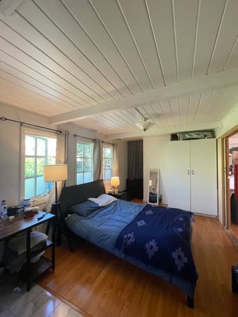 July 1st: 6 person house in midtown Palo Alto. Backyard and bike shed. 1