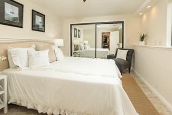 Beautiful 1 BR/1 BA in quiet Redwood City area, private pool access 1