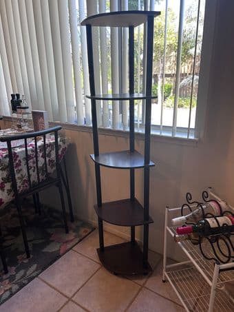 Corner shelf 2