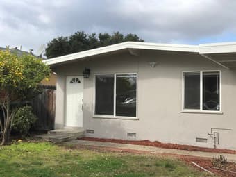 1 Bed Room Available @1155 Bieber Ave. Menlo Park. 2