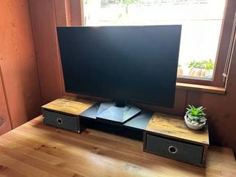 Monitor 1