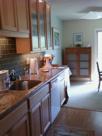 Quiet, Sunny End Unit Furnished 1B/1Bath 777 San Antonio all inclusive 3